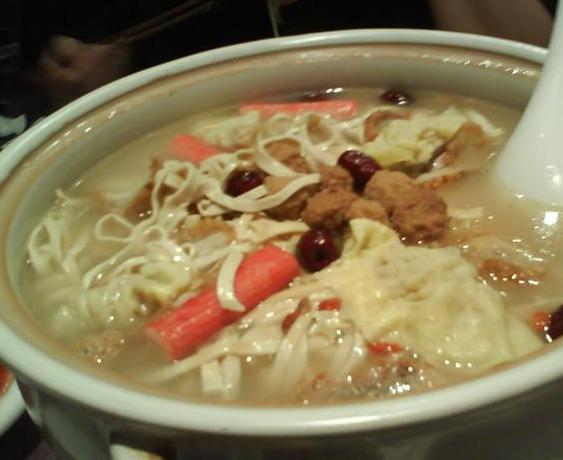 刷浦_发银行信用卡享上海市伶达港骨头皇火锅8.8折优惠_卡宝宝网