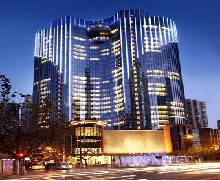 浦发信用卡,上海中凯豪生酒店自助餐三人同行一人免单,卡宝宝网