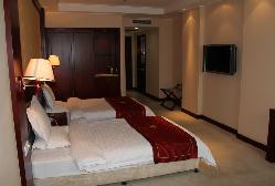 刷中信银行信用卡享包头市荣资大酒店“今日房价”的9折优惠,卡宝宝网