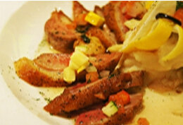 刷中信银行信用卡享成都市城市名人酒店喝彩西餐厅海鲜自助午餐108元/位,卡宝宝网