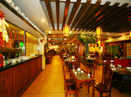 刷民生银行信用卡可享珠海市吉大巴蜀老川坊酒楼(前山店) 8.8折优惠,卡宝宝网