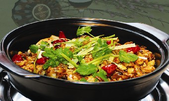 刷中信银行信用卡享长春朝阳区顶呱呱夜郎蛙美食餐厅9折优惠,卡宝宝网