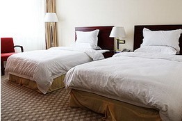 刷中信银行信用卡享贵阳荣和酒店景观标间258元/天/间,卡宝宝网