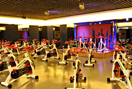 刷中信银行信用卡享焦作市时代健身摩登街店消费年卡或年卡以上活动赠送训练期一个月,卡宝宝网